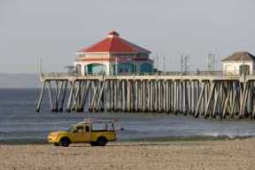 Huntington Beach lifeguard truck